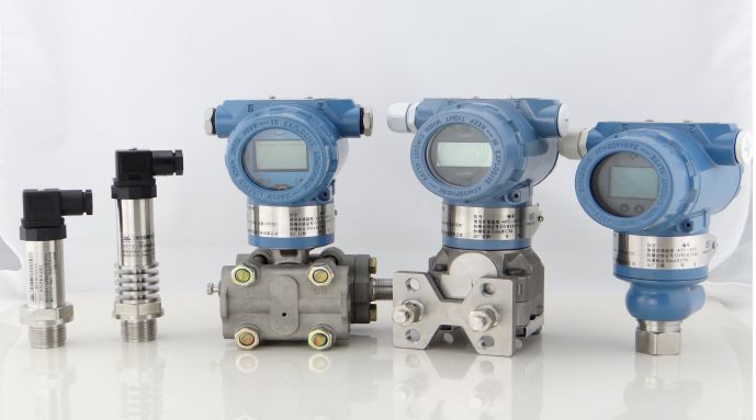 上海王源帶著幾個高規格壓力91粉色视频參加2020年上海石化展覽會